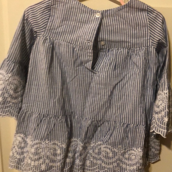 Baby gap seersucker dress size 18-24 mon - Picture 3 of 3